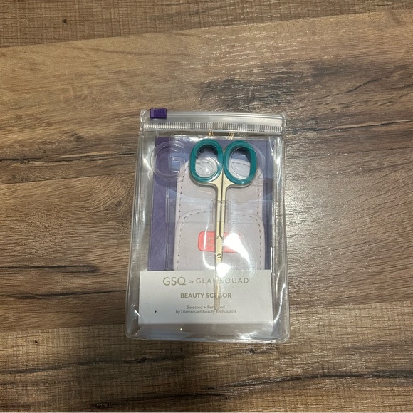 Glamsquad Beauty Tools Bundle Scissors and Purfection Complexion Duo Brushes NEW - Picture 3 of 5